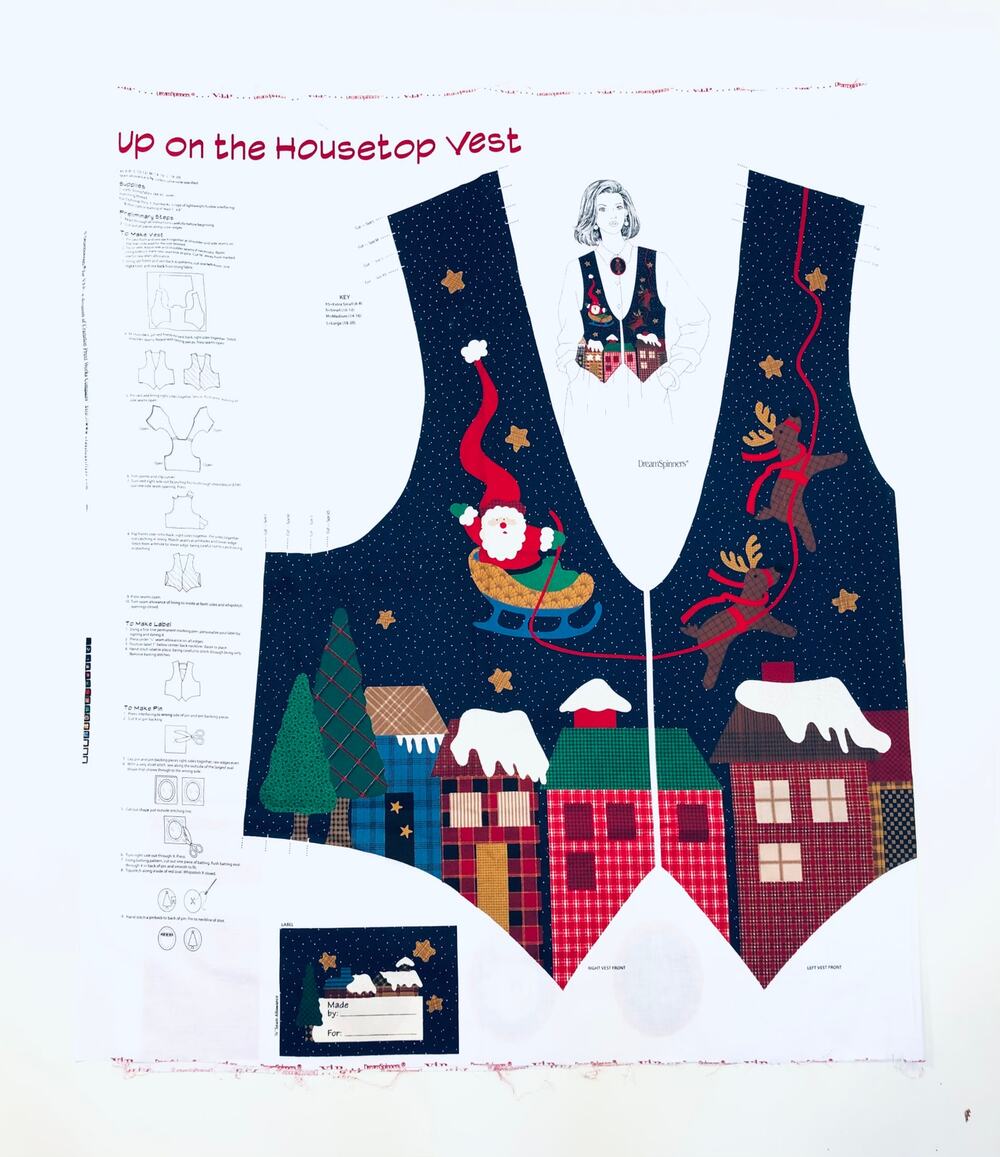 DREAM SPINNERS CHRISTMAS HOLIDAY VEST